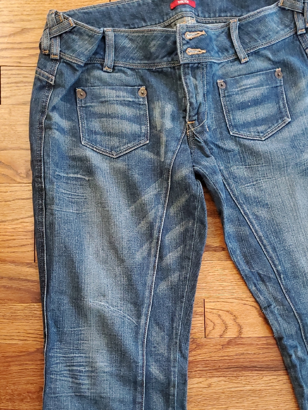 Guess Archival Vintage Early Y2K Low-Rise Jeans - Picture 6 of 16